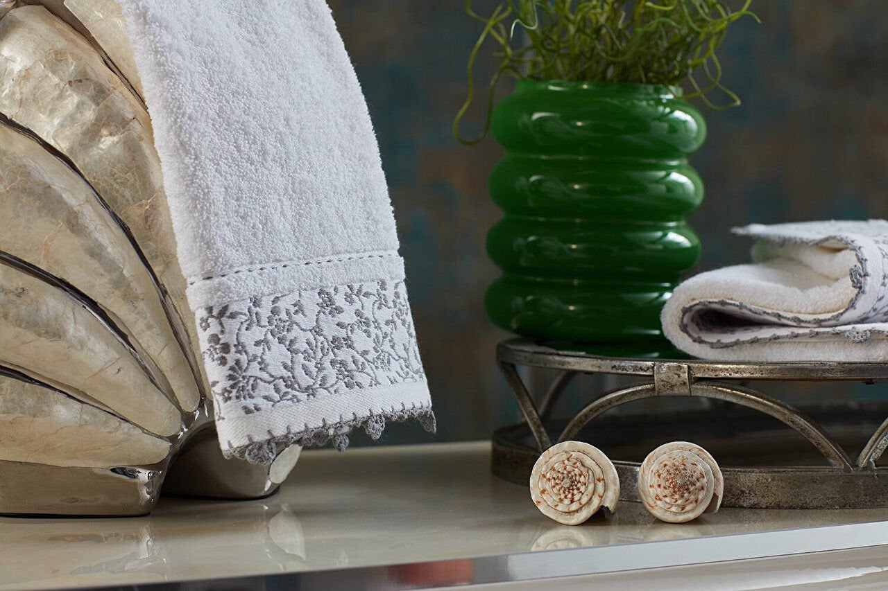 Gray Washcloth - Soft and Versatile Bathroom Essential