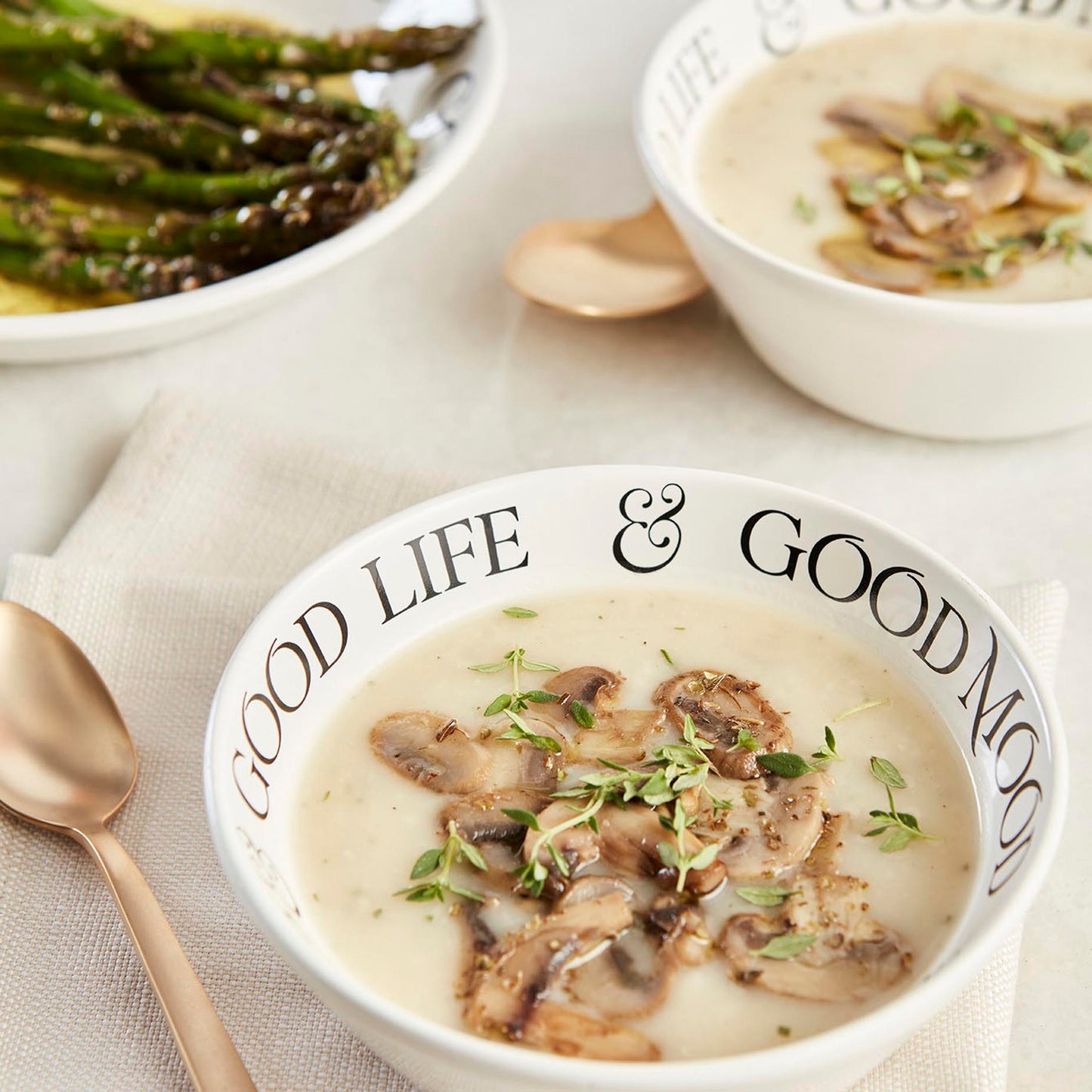 Soup bowl with a classic design