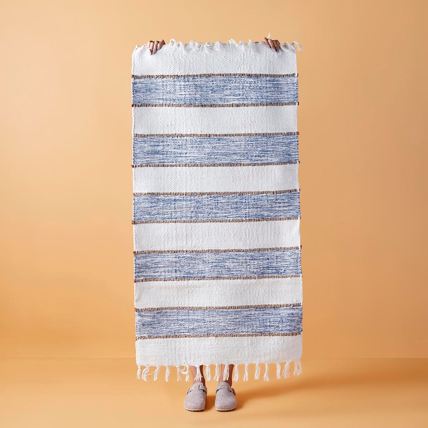 Handmade Rug - Artisan Craftsmanship and Timeless Beauty