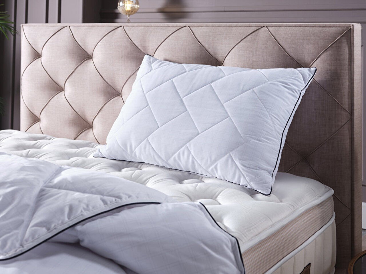Stress Free Quilt - Queen Size: Unwind in comfort and style.