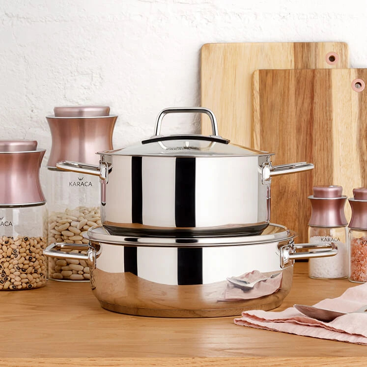 High-quality stainless steel pot for versatile and durable cooking.