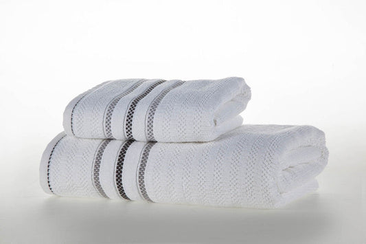 A high-quality bath towel for a luxurious bathing experience. Wrap yourself in comfort and style with our premium bath towel.
