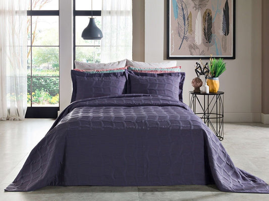 Purple bedspread set in king size, including a bed cover and two pillowcases