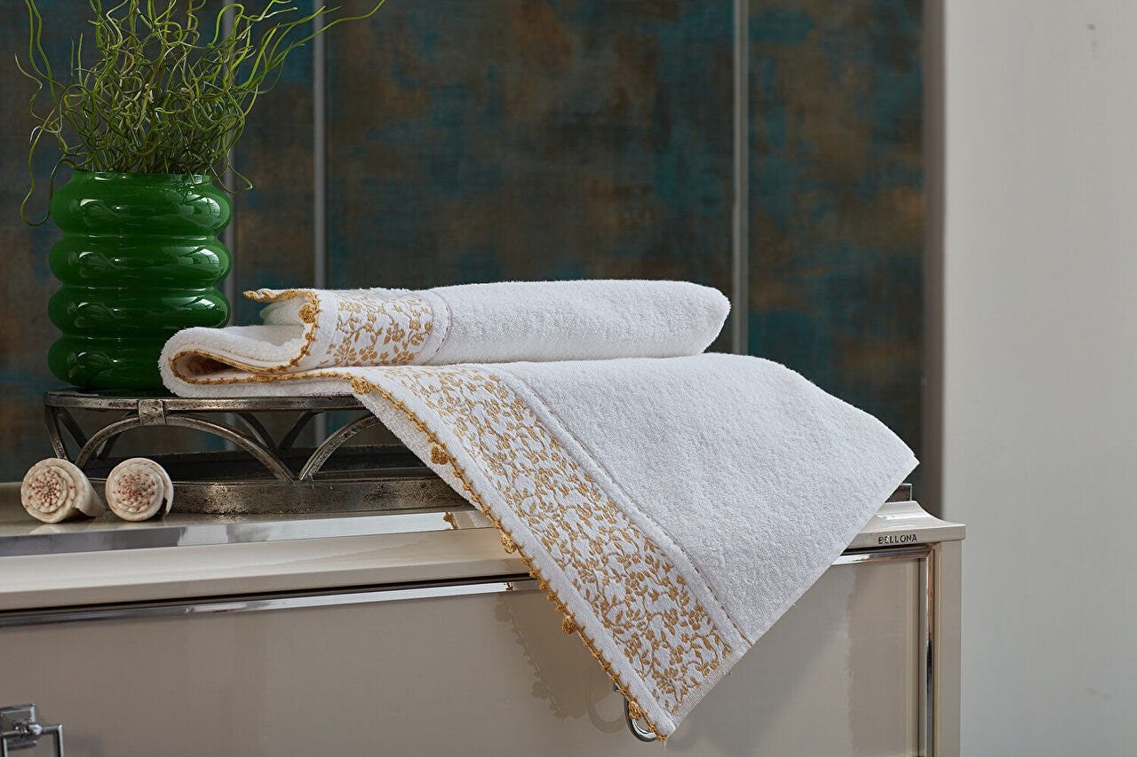 Mustard Bath Towel - Vibrant and Invigorating Luxury for Your Bathroom