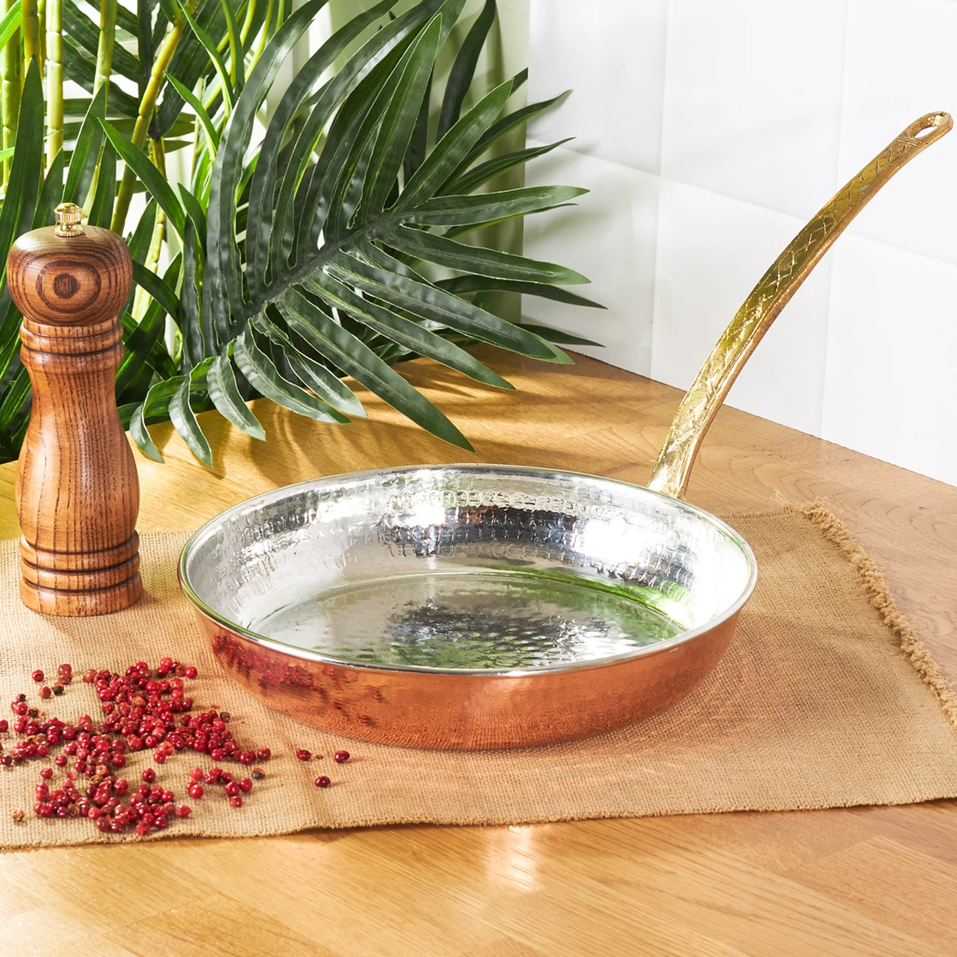 Exquisite handmade frying copper pan for exceptional cooking experience