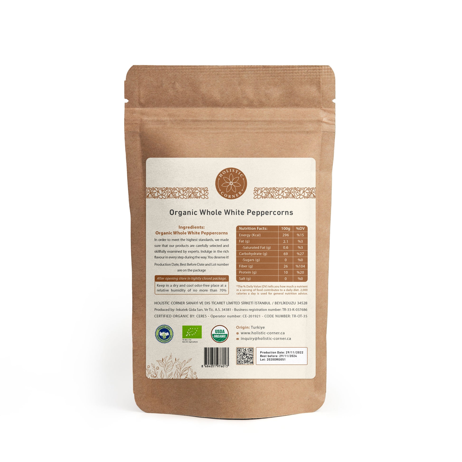 Organic Whole White Peppercorns for flavorful and aromatic dishes.