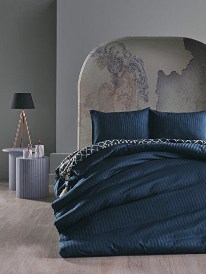 Blue duvet cover set in queen size, including a duvet cover, standard sheet, and two pillowcases.